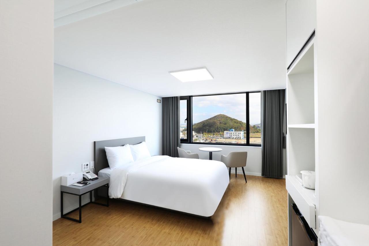 Mokpo Ocean Hotel Екстериор снимка