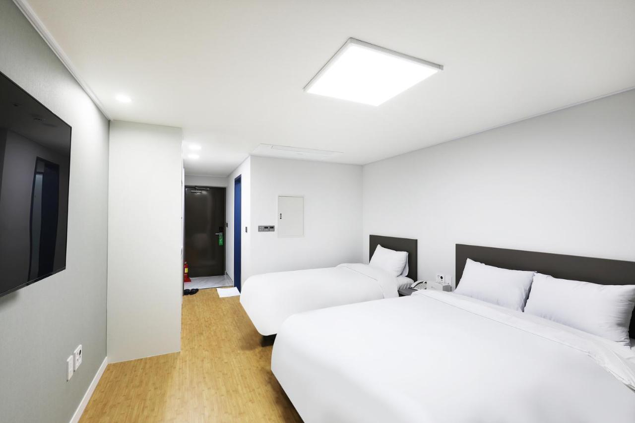 Mokpo Ocean Hotel Екстериор снимка