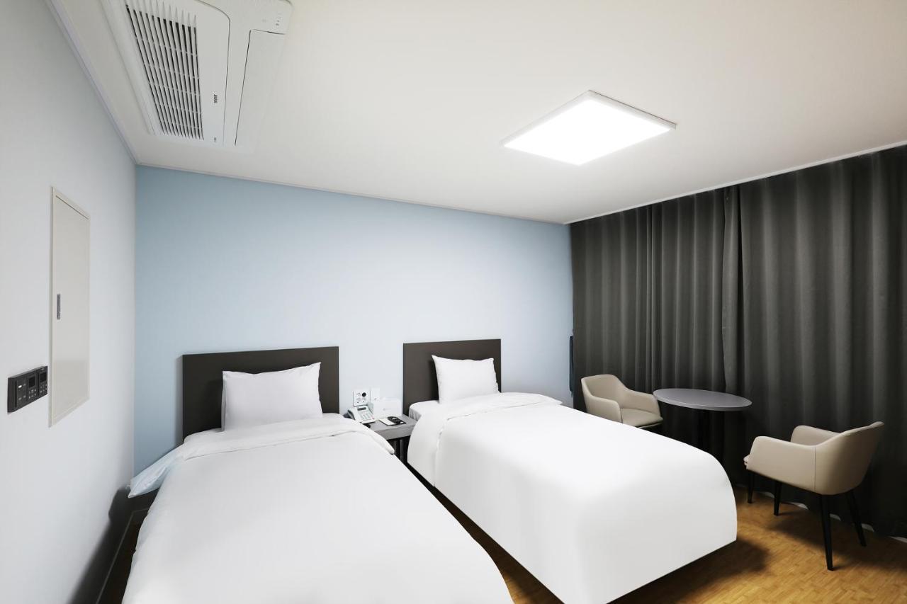 Mokpo Ocean Hotel Екстериор снимка